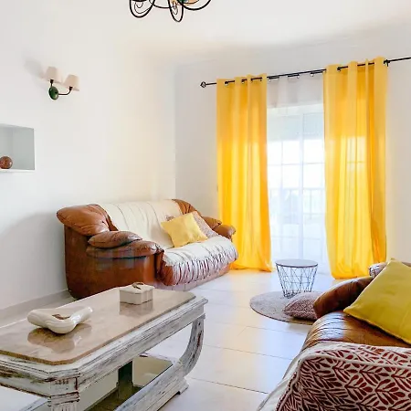 Apartamento Apartamento T2 Carvoeiro-lagoa Preços Acessíveis Lagoa (Algarve)