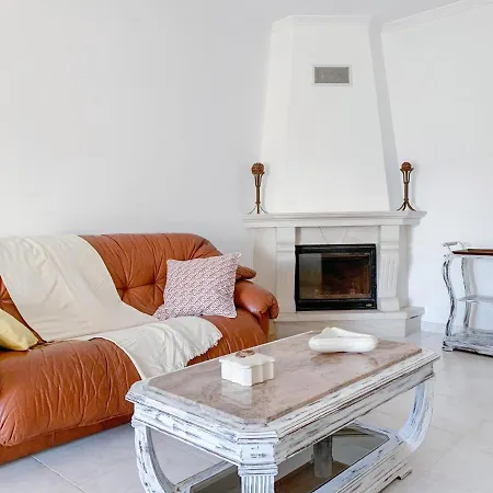 Apartamento Apartamento T2 Carvoeiro-lagoa Preços Acessíveis *