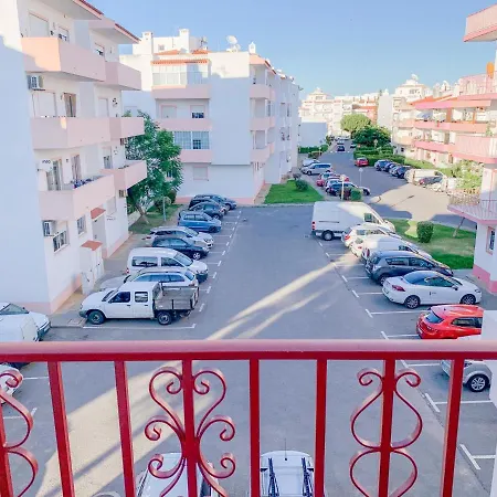 Apartamento T2 Carvoeiro-lagoa Precos Acessiveis *