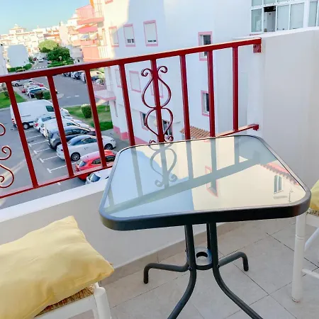 Apartamento T2 Carvoeiro-lagoa Precos Acessiveis